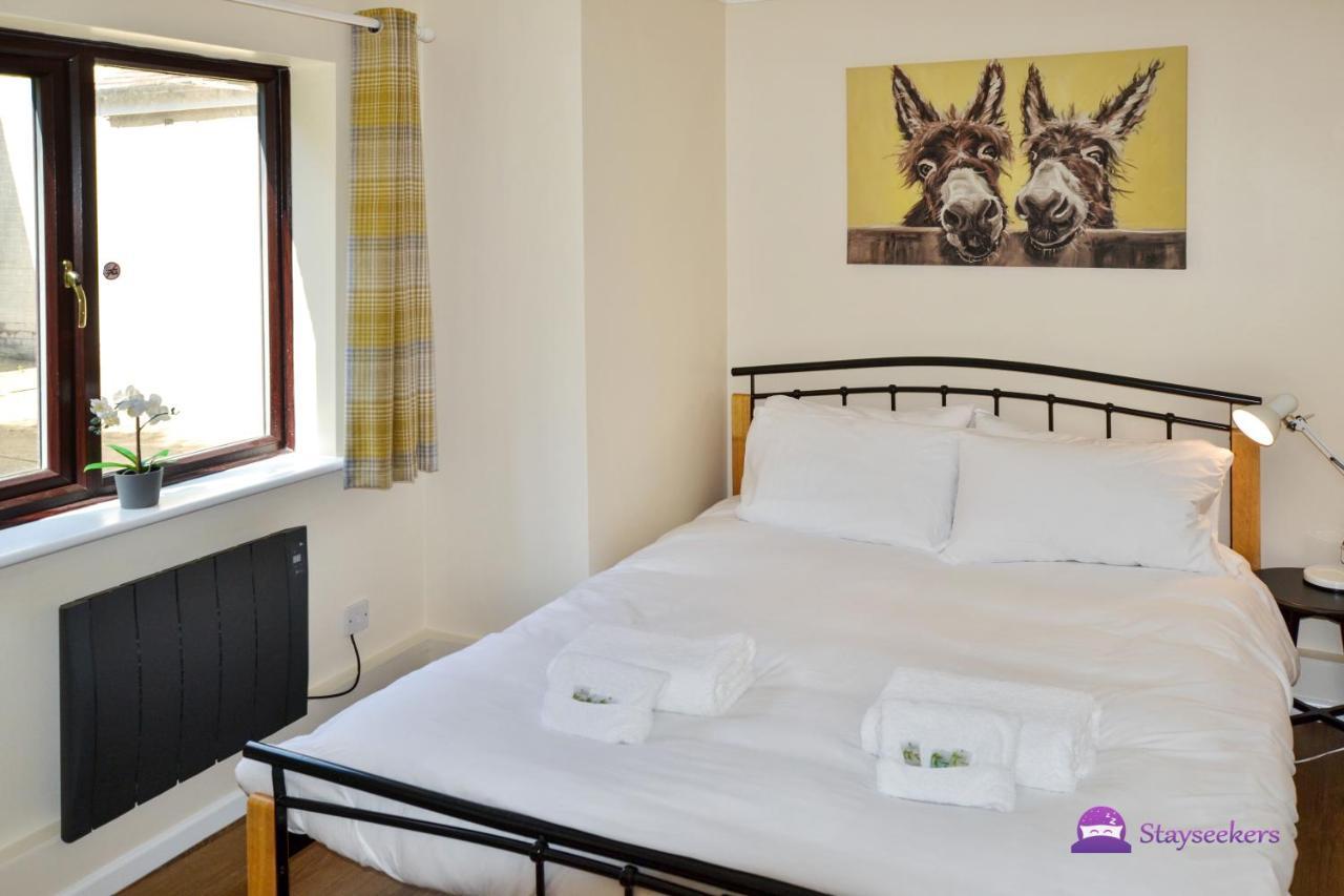 Station 1 Bed Apartment - Stayseekers Солсбъри Екстериор снимка