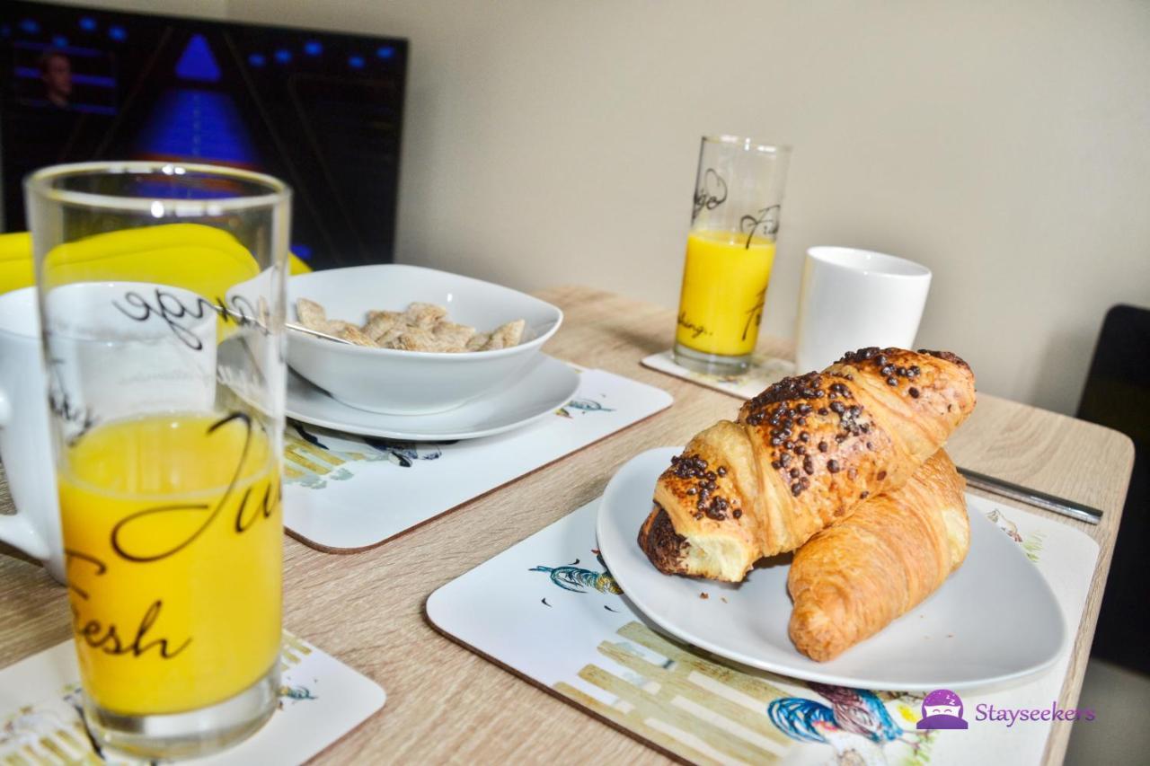 Station 1 Bed Apartment - Stayseekers Солсбъри Екстериор снимка